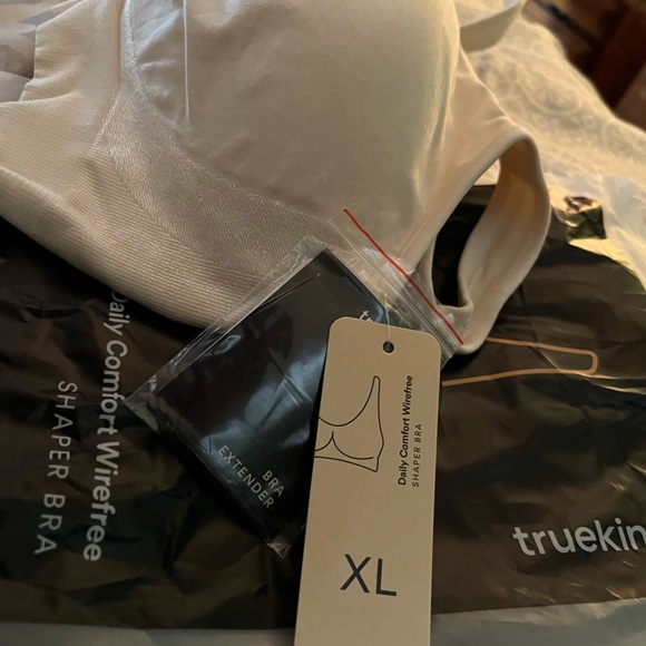 Wireless Bralettes - Picture 3 of 3